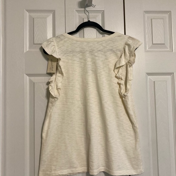 🍀NWT! Universal Thread Sleeveless Ruffle Scoop Neck Top - Picture 2 of 4